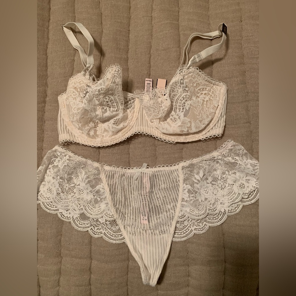 Victoria Secret bra and panty set